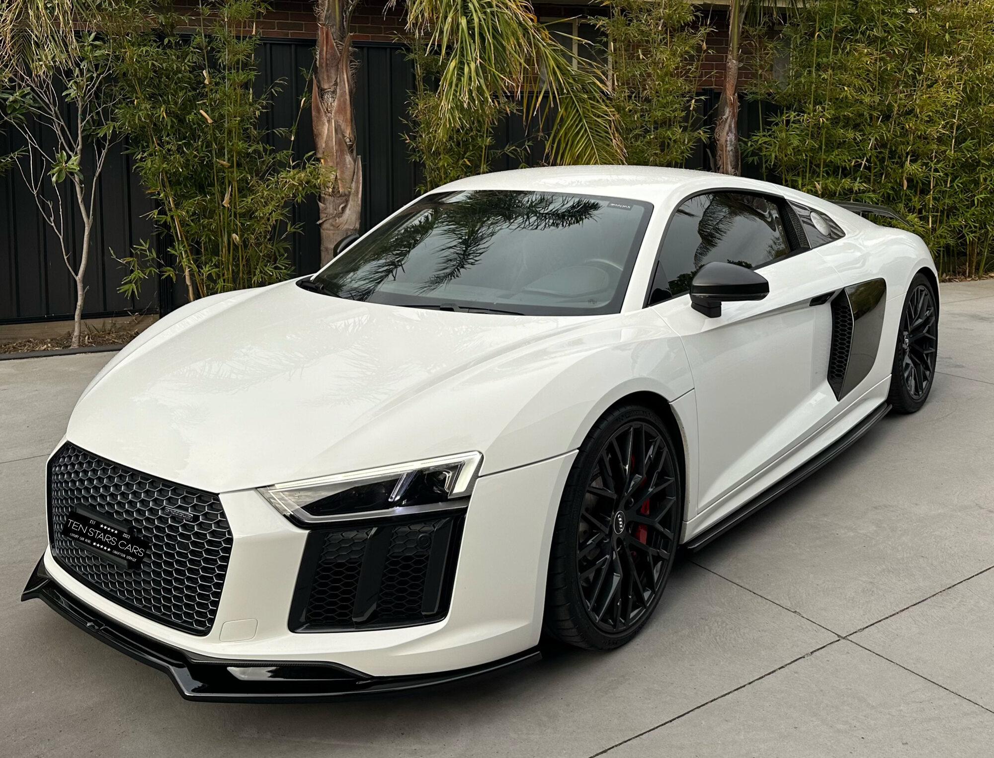 Audi R8 Plus, photographed by Ten Stars Cars
