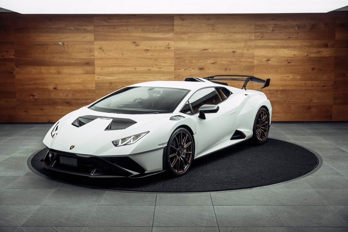 Lamborghini Huracán STO